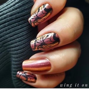 Nwt Color Street nail strips WING IN IT